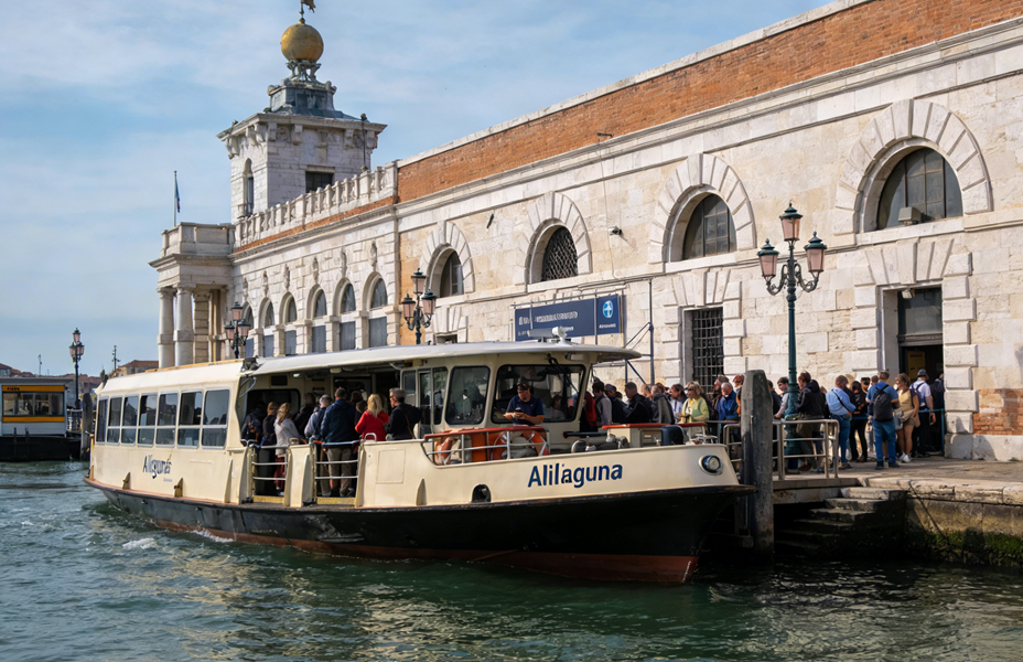 How to Get from Venice Marco Polo Airport (VCE) to Venice City Centre